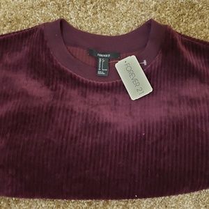 Maroon sweater